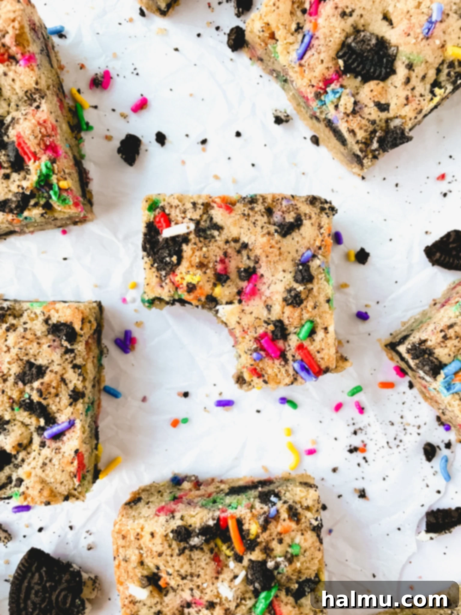 Party Oreo Funfetti Blondies 1 featured 52
