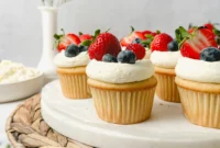 Whipped Berry Dream Cupcakes