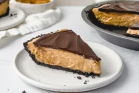 Ultimate Chocolate Peanut Butter Pie