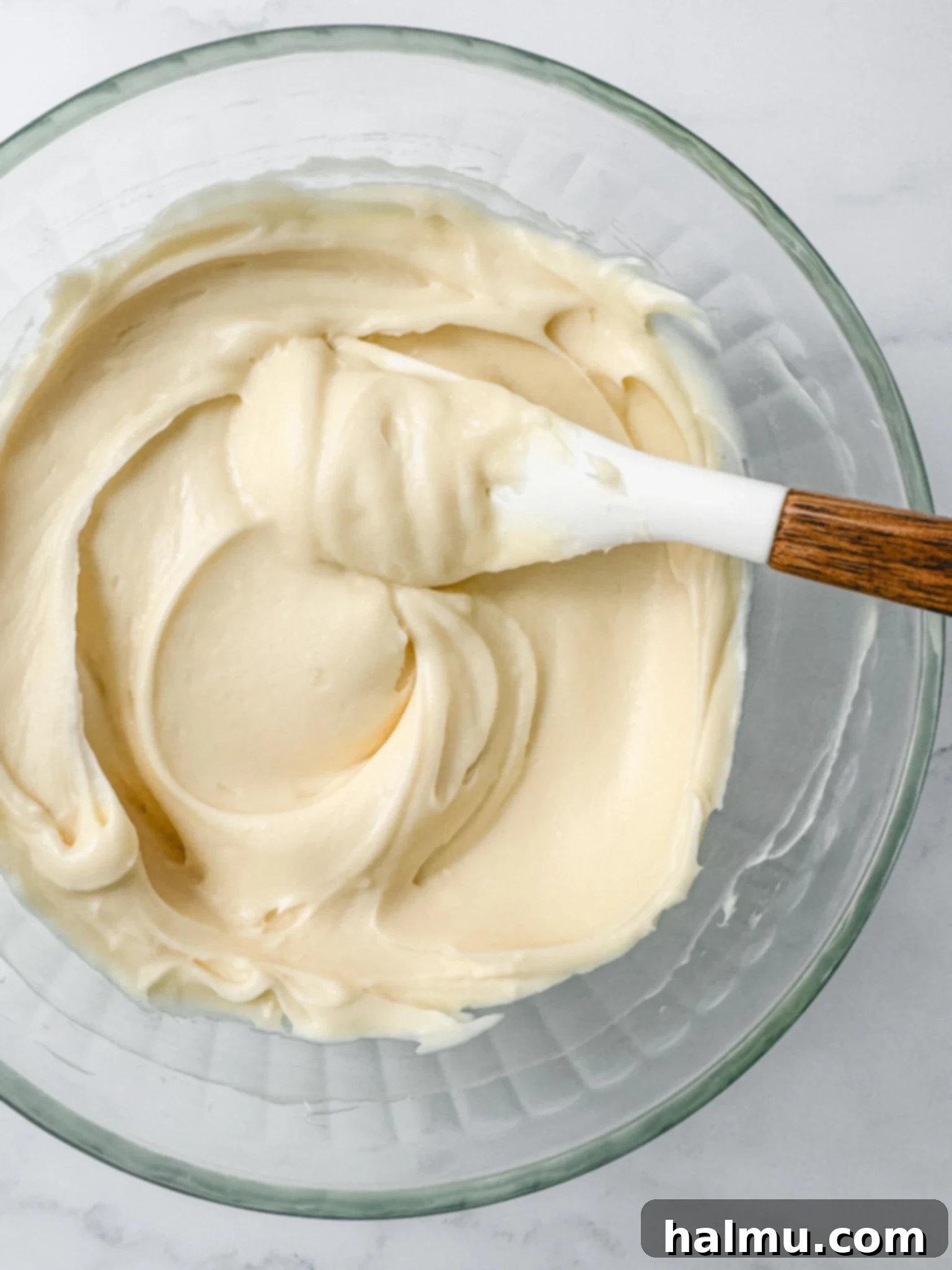 Delicious chocolate cupcakes with chocolate cream cheese frosting