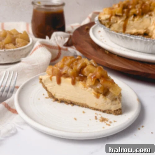 Caramel Apple Cheesecake Pie